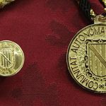 El Consell de Govern ha entregado la Medalla de Oro de la Comunidad y los premios Ramón Llull