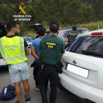 Tres detenidos por robar en los vehículos del aparcamiento de Cúber