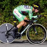 Roglic se coloca líder de La Vuelta con una exhibición en Pau