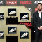Messi recibe su sexta Bota de Oro en Barcelona