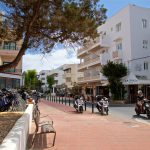 Fallece un hombre al precipitarse de un segundo piso en Formentera