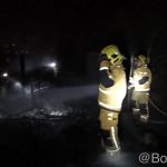Los Bomberos sofocan un incendio originado en una chabola en el Secar de la Real