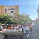 Unas 200 personas participan en la 'Marcha por el clima' de Palma