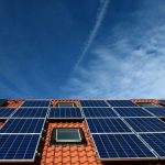 El Govern subvencionará placas solares e instalaciones eólicas para fomentar el autoconsumo