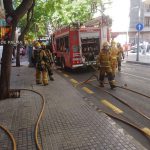 Un incendio obliga a desalojar todos los vecinos de un edificio en Palma