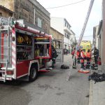 Un menor de 5 años fallecido y 4 heridos al incendiarse una vivienda en Vilafranca