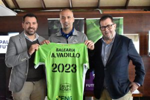 Vadillo renueva hasta el 2023