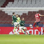 El Atlético de Madrid se complica el pase a los octavos de final