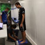 Los jugadores del Palma Futsal se someten a un estudio podológico y biomecánico de su pisada