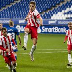 El Almería no afloja y encadena el sexto triunfo consecutivo en Oviedo (1-2)