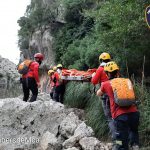 Una mujer rescatada mientras practicaba senderismo en Puig de l'Ofre