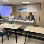 FEBT solicita ayuda urgente al Govern para mantener a flote el sector del transporte discrecional