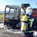 Sofocan un incendio en un camión en la autopista Palma-Inca