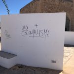 Aparecen 'graffitis' en varios lugares emblemáticos de Formentera