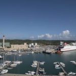 El puerto de Maó reabre al tráfico marítimo tras permanecer cerrado unas horas por el fuerte viento