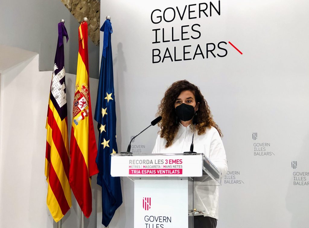 Pilar Costa, Consell de Govern