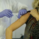 Balears registra 12 positivos entre personas que han recibido las dos dosis de la vacuna