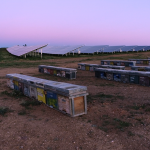 Iberdrola recoge la producción de miel solar del colmenar fotovoltaico más grande del mundo