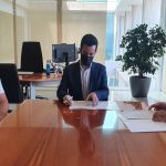 El Consell d'Eivissa y APEBUS firman un convenio para gestionar la estación de autobuses de Sant Antoni