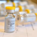 EEUU paraliza la vacunación con Janssen al detectar seis trombos entre siete millones de vacunados
