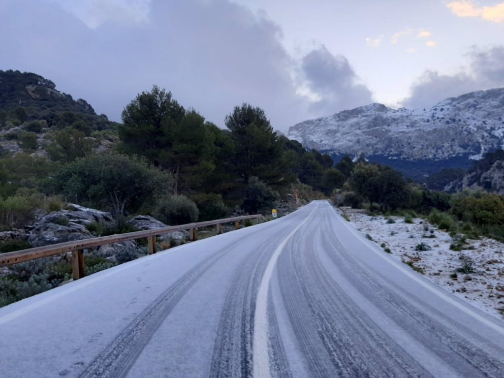Nieve, Carretera, Mallorca