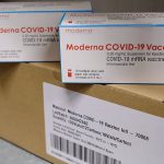 Llegan a España 52.000 dosis de la vacuna de Moderna