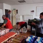 Agricultura compra en un mes 30 toneladas de carne, hortalizas y leche para las entidades sociales de Menorca