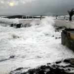 Sigue el mal tiempo, ahora con olas de hasta 10 metros en el norte de Mallorca y Menorca