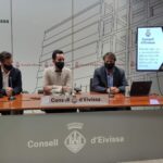 El Departamento de Transportes presenta los primeros estudios para mostrar una radiografía del servicio del taxi y del intrusismo en Eivissa