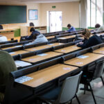 Educació prevé que por la Covid aumenten las solicitudes de becas para el curso 2021-2022