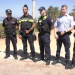 Policías holandeses y alemanes patrullan junto a la Policía Nacional en Playa de Palma