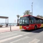 El Consell Insular de Ibiza refuerza el servicio de autobús este fin de semana con motivo de la fiesta 'La Movida' en Sant Antoni