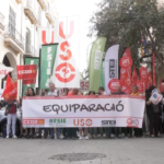 La escuela concertada y la especial se manifiestan a las puertas del Parlament