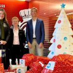 El programa de CaixaBank ‘El Árbol de los Sueños’ ha entregado 1.451 regalos a niños en situación de vulnerabilidad de Baleares