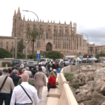 Aviba y Cogtib reclaman un solución urgente ante la falta de aparcamiento para los autobuses discrecionales en Palma