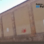La Policía Local identifica a los autores de grafitis en edificios catalogados