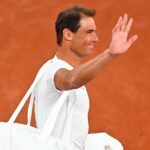 Rafa Nadal vuelve a entrenar en la Philippe Chatrier de Roland Garros