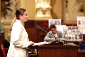 Marga Prohens, pleno parlament