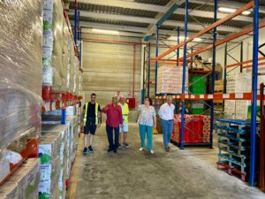 Visita de la consellera Catalina Cirer al Banco de Alimentos de Mallorca