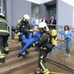 Los Bomberos de Mallorca realizan un simulacro de incendio en el CEIP Ponent de Inca