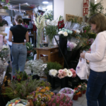 Hornos, floristerías y tiendas de dulces en Mallorca se preparan para Tots Sants